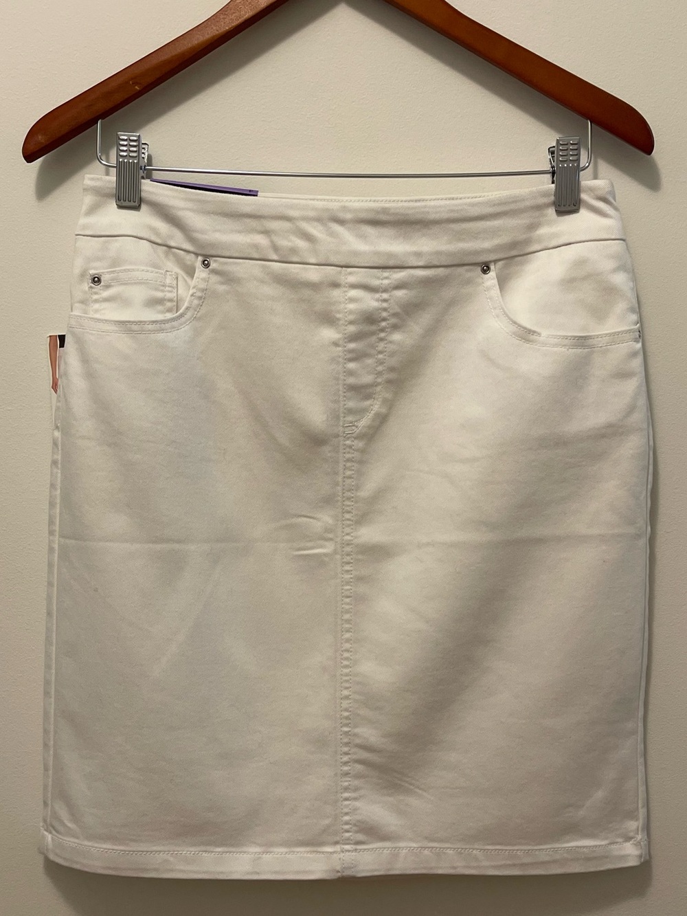 Women's White Stretch Denim Casual Skort - Clean Tailored Style